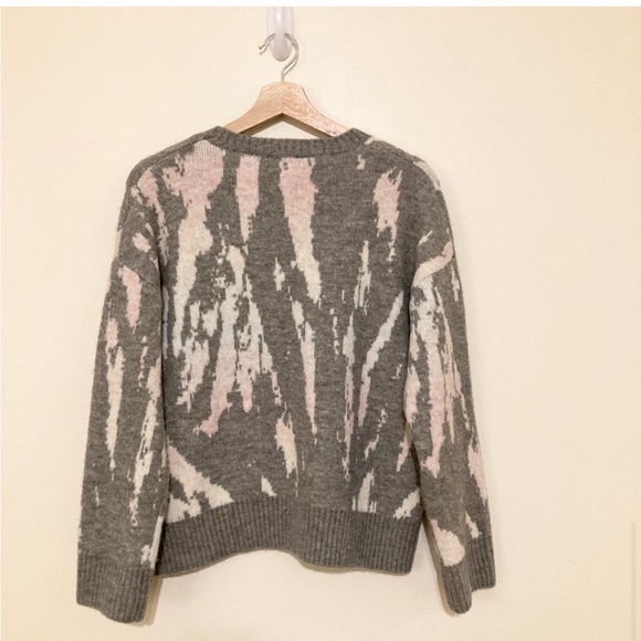 Rails Virgo Grey Tie Dye Sweater Size Small - Picture 8 of 9